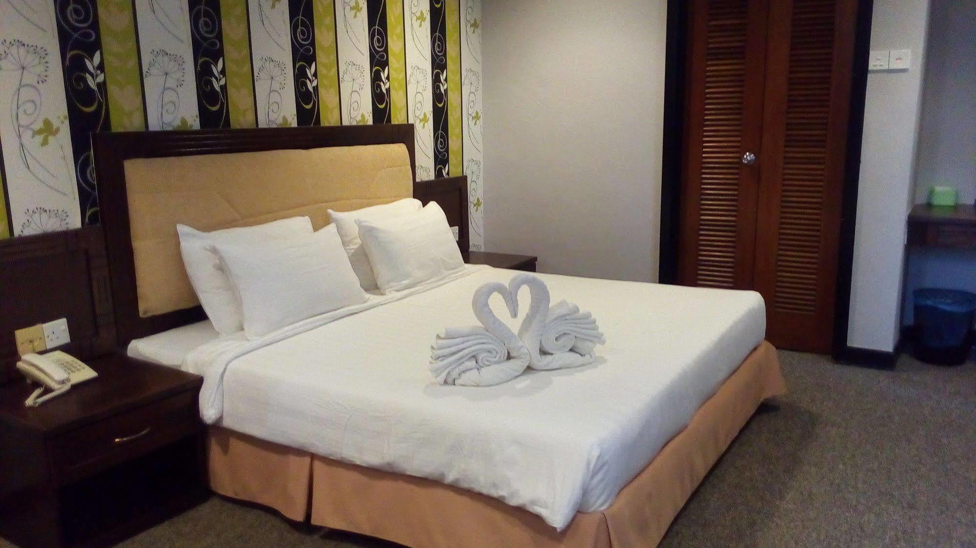 Bahau Garden View Hotel מראה חיצוני תמונה